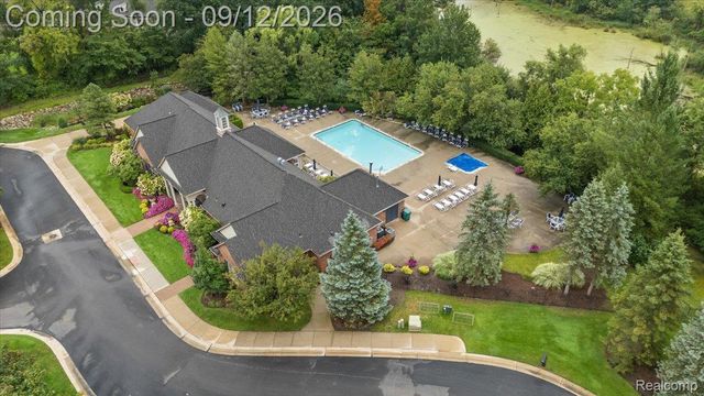 3601 Tremonte Circle N, Oakland Charter Township, MI 48306