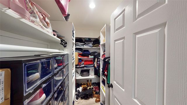 39 Derry Street, Providence, RI 02908
