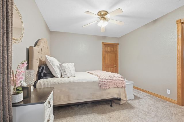 4306 Fair Haven Drive, Nixa, MO 65714
