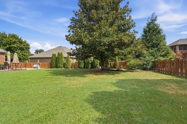 4306 Fair Haven Drive, Nixa, MO 65714