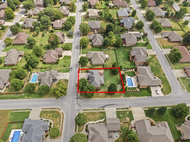4306 Fair Haven Drive, Nixa, MO 65714