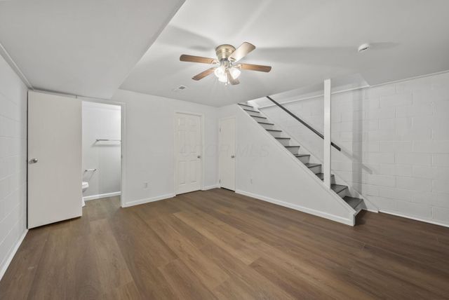 1046 Merrimar Circle N, B, Columbus, OH 43220