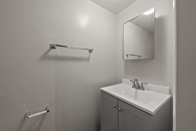 1046 Merrimar Circle N, B, Columbus, OH 43220