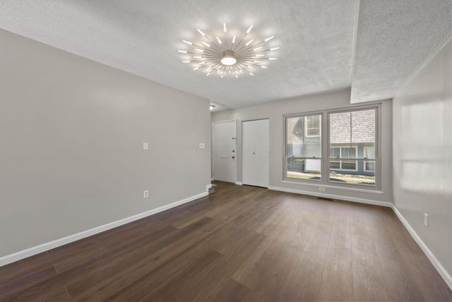 1046 Merrimar Circle N, B, Columbus, OH 43220