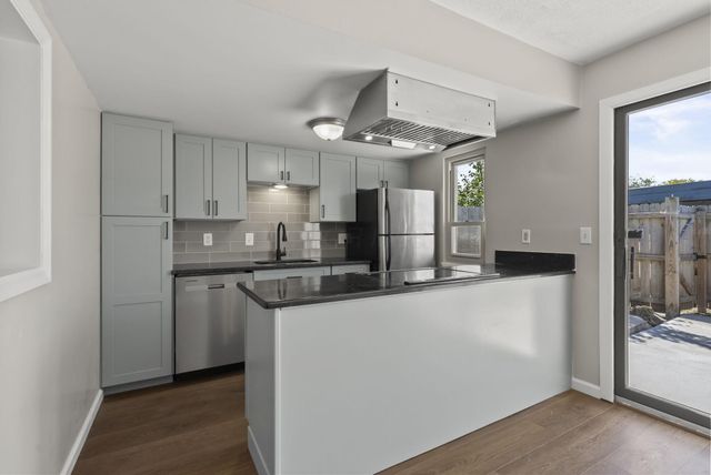 1046 Merrimar Circle N, B, Columbus, OH 43220