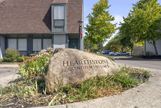 1046 Merrimar Circle N, B, Columbus, OH 43220