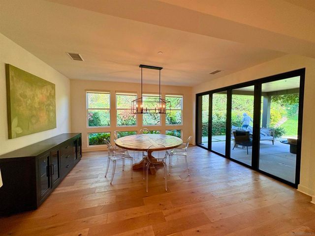 1432 Enclave Ct, Encinitas, CA 92024
