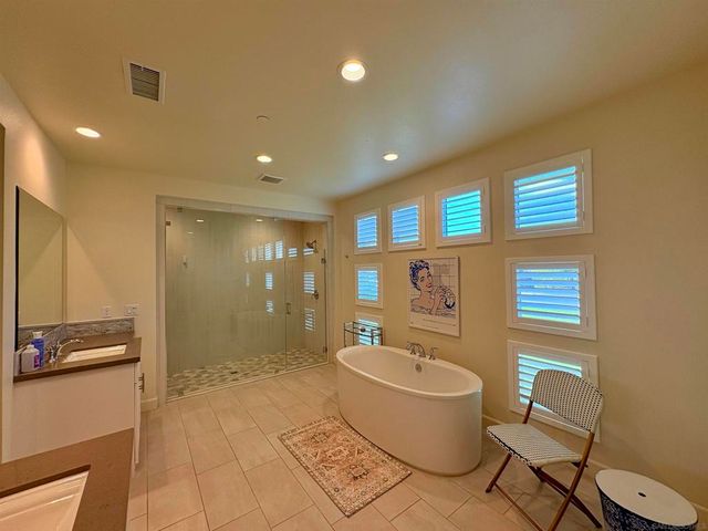 1432 Enclave Ct, Encinitas, CA 92024