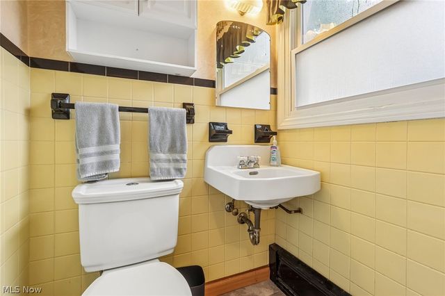 17191 Sagamore Road, Walton Hills, OH 44146