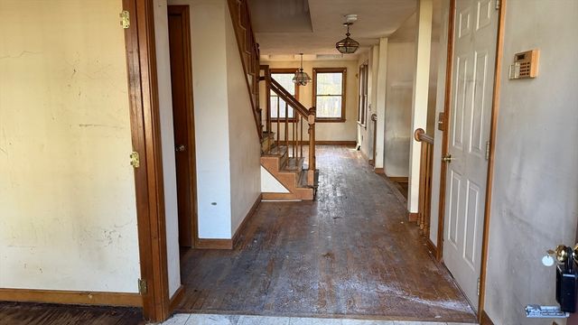 81 Tania Drive, Taunton, MA 02718