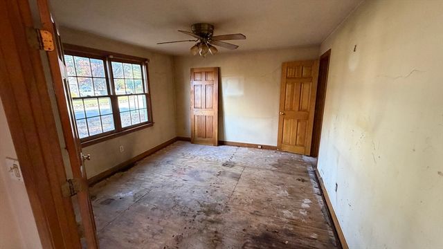 81 Tania Drive, Taunton, MA 02718