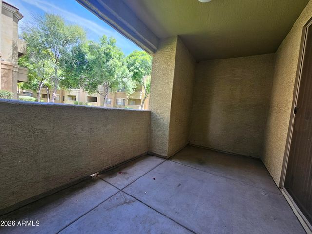 18416 N CAVE CREEK Road 1075, Phoenix, AZ 85032