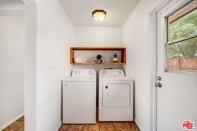 6041 Cleon Avenue, North Hollywood (los Angeles), CA 91606
