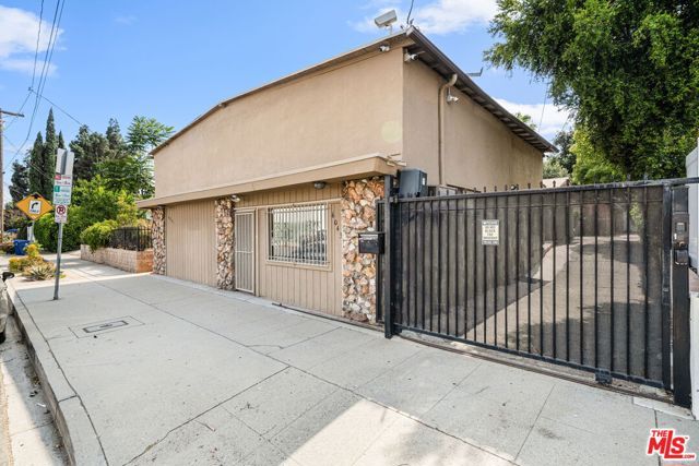 6041 Cleon Avenue, North Hollywood (los Angeles), CA 91606