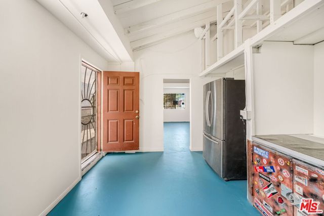 6041 Cleon Avenue, North Hollywood (los Angeles), CA 91606