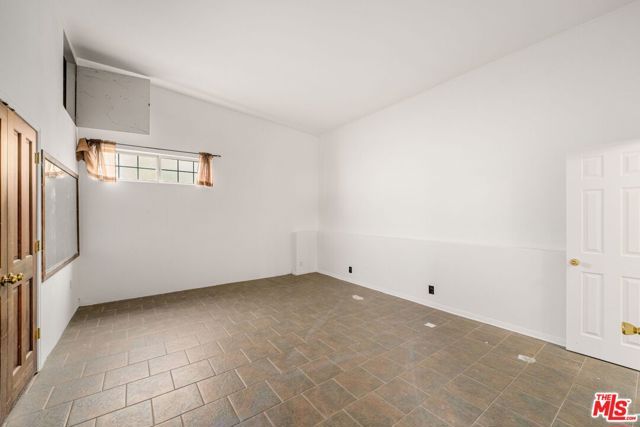 6041 Cleon Avenue, North Hollywood (los Angeles), CA 91606