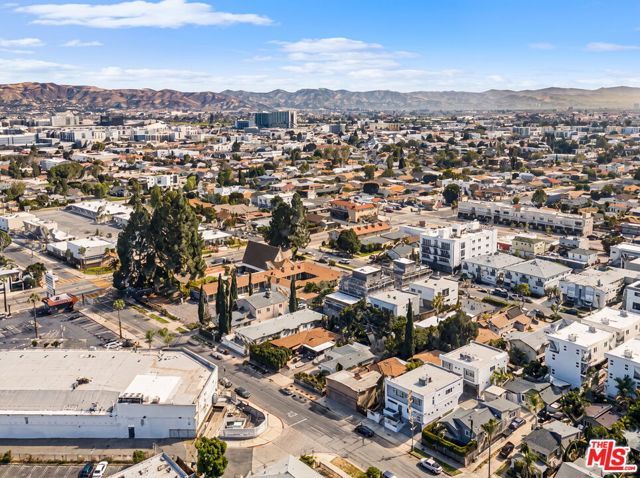 6041 Cleon Avenue, North Hollywood (los Angeles), CA 91606