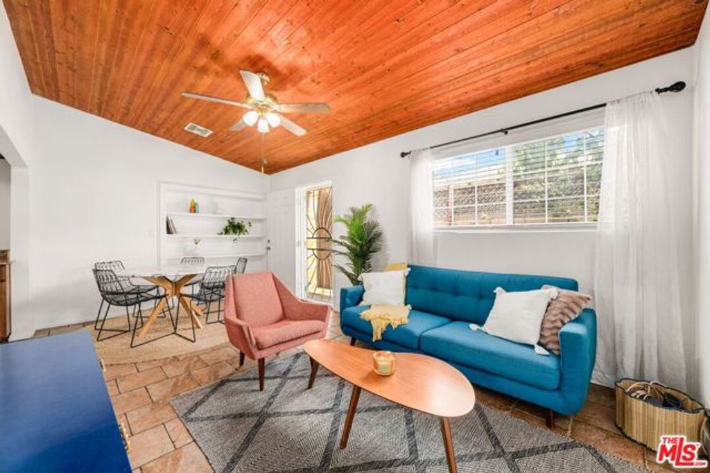 6041 Cleon Avenue, North Hollywood (los Angeles), CA 91606