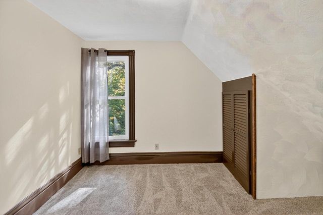 438 Blaine AVENUE, Racine, WI 53405