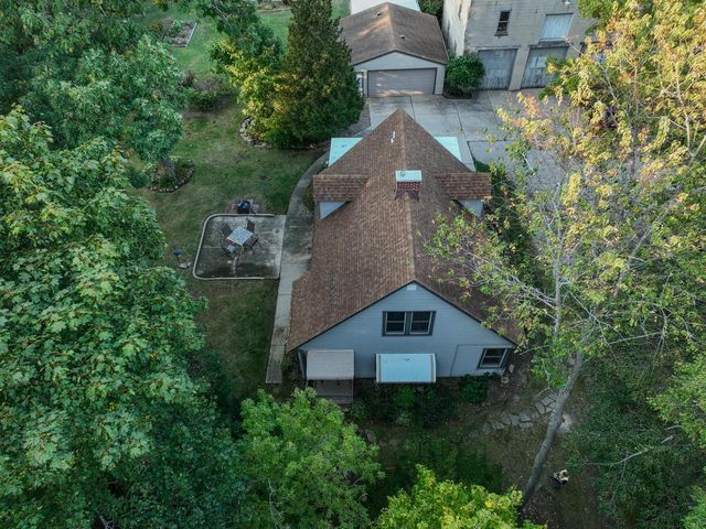 438 Blaine AVENUE, Racine, WI 53405