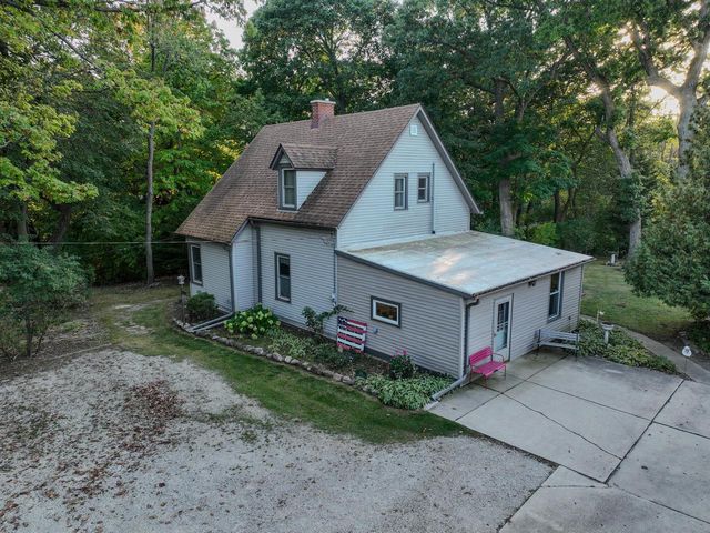 438 Blaine AVENUE, Racine, WI 53405