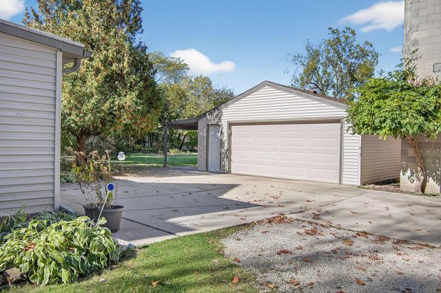 438 Blaine AVENUE, Racine, WI 53405