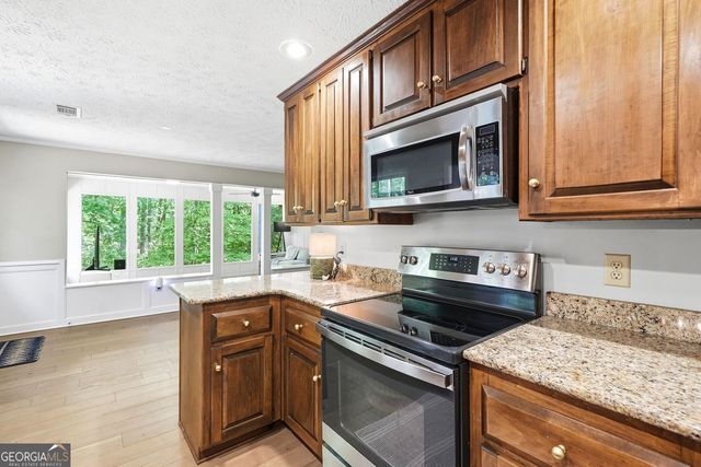 70 Lindley Avenue NW, Marietta, GA 30064