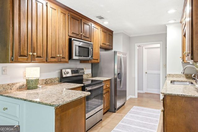 70 Lindley Avenue NW, Marietta, GA 30064
