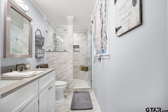 107 Galloway Ave, Naples, TX 75568