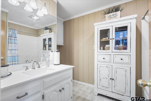 107 Galloway Ave, Naples, TX 75568