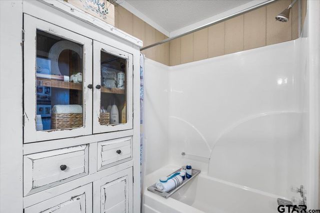 107 Galloway Ave, Naples, TX 75568