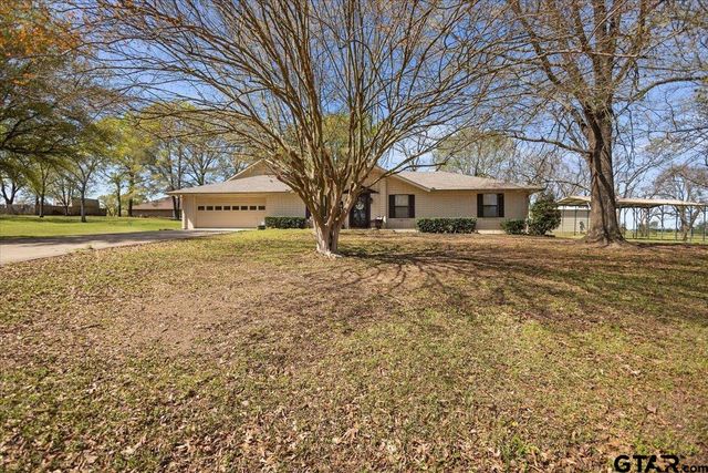 107 Galloway Ave, Naples, TX 75568