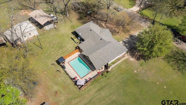107 Galloway Ave, Naples, TX 75568