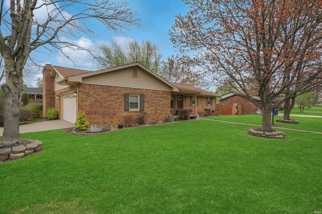 5144 Kenwood Drive, Newburgh, IN 47630