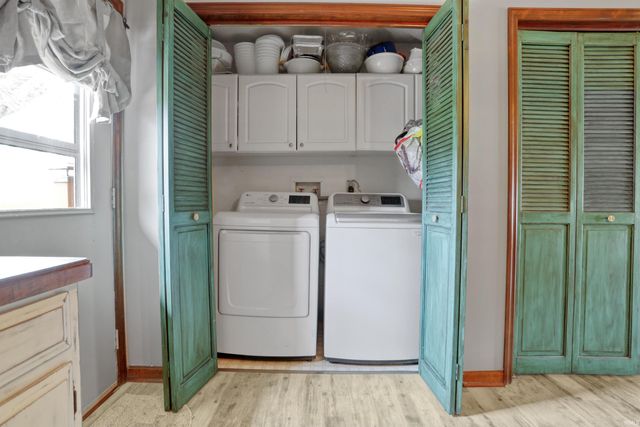 5144 Kenwood Drive, Newburgh, IN 47630