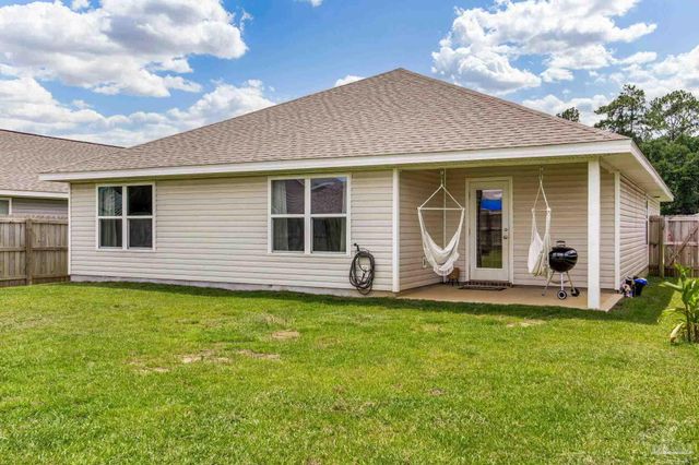 5462 Peach Dr, Pace, FL 32571