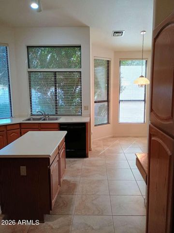 9625 S FOREST Avenue, Tempe, AZ 85284