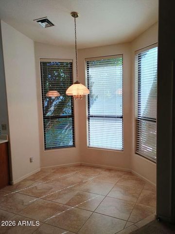 9625 S FOREST Avenue, Tempe, AZ 85284