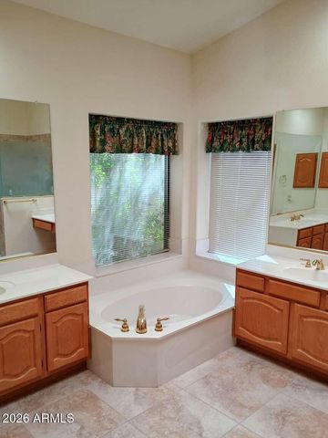9625 S FOREST Avenue, Tempe, AZ 85284