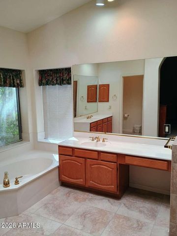 9625 S FOREST Avenue, Tempe, AZ 85284