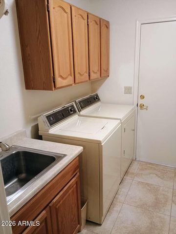 9625 S FOREST Avenue, Tempe, AZ 85284