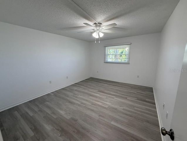 5800 HOLLYWOOD BOULEVARD 327, Sarasota, FL 34231