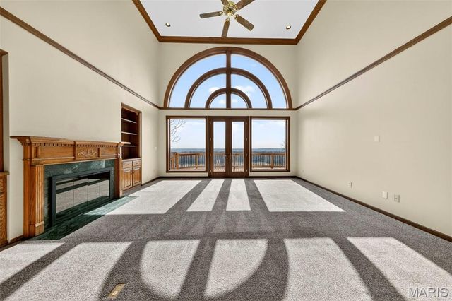 6686 Clifton Bluffs Court, St Louis, MO 63129