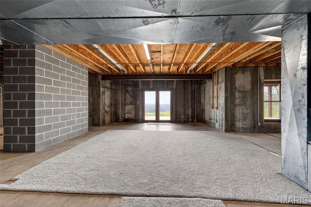 6686 Clifton Bluffs Court, St Louis, MO 63129