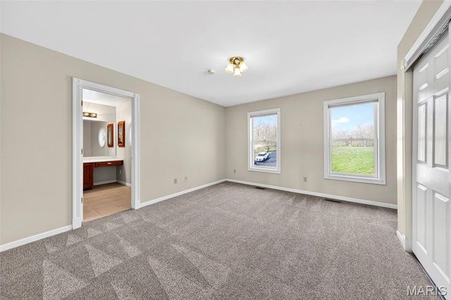 6686 Clifton Bluffs Court, St Louis, MO 63129