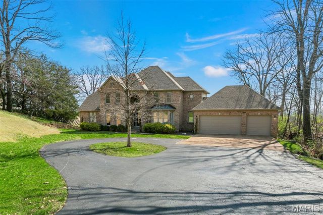 6686 Clifton Bluffs Court, St Louis, MO 63129