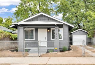 1209 S 3rd Street, Fresno, CA 93702