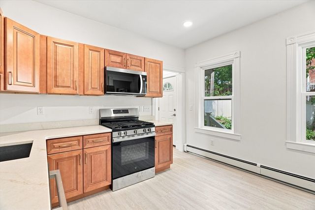 97 Melendy Ave 97, Watertown, MA 02472