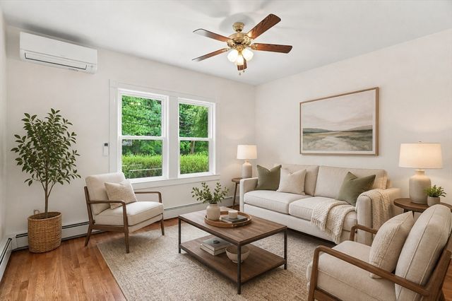 97 Melendy Ave 97, Watertown, MA 02472