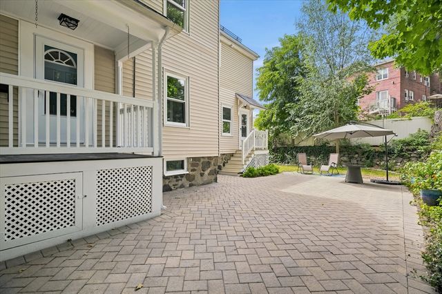 97 Melendy Ave 97, Watertown, MA 02472